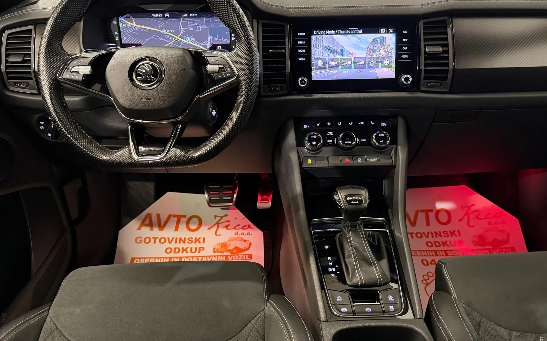 Notranja slika - Škoda Kodiaq - 2.0 TDI-4X4-SPORTLINE-DSG-ACC-VIRTUAL-KAMERA-NAVI - 10