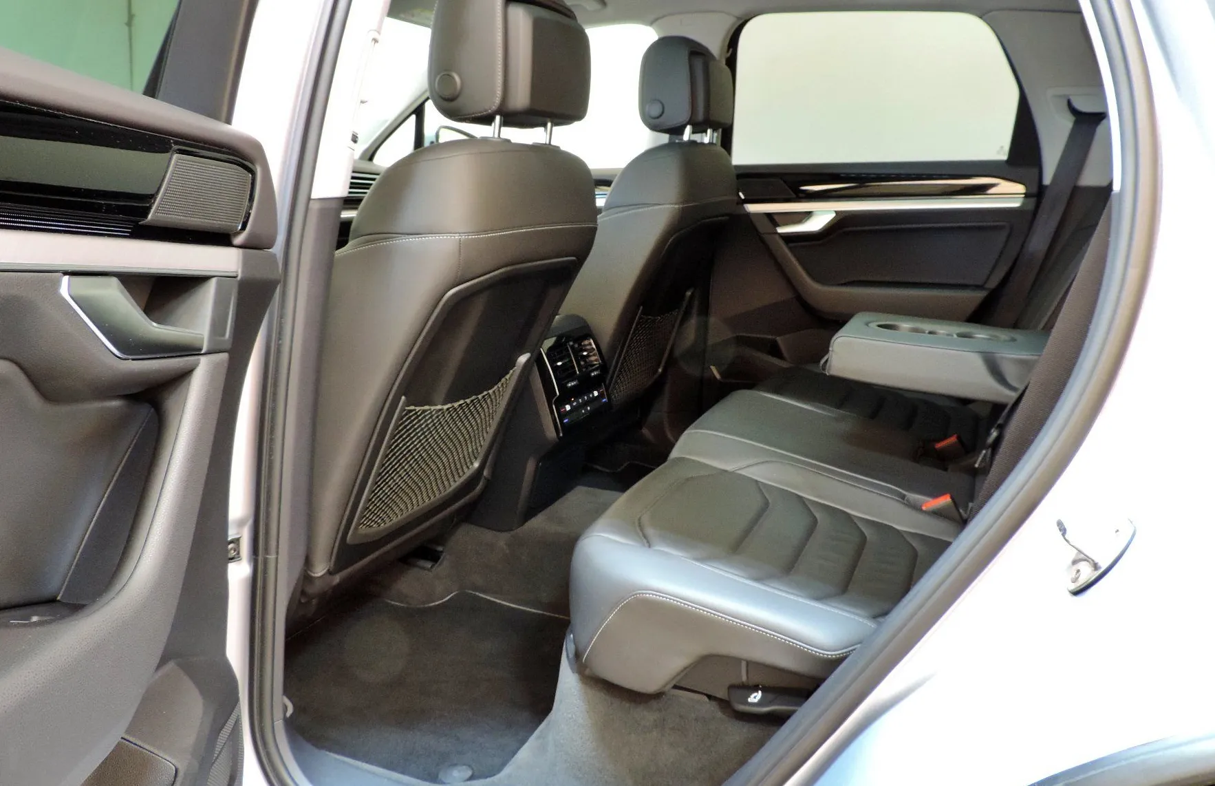 Zunanja slika - VW Touareg - 4motion V6 TDI BMT  Tiptronic ACC-360KAMERE-ZRAČNO - 10