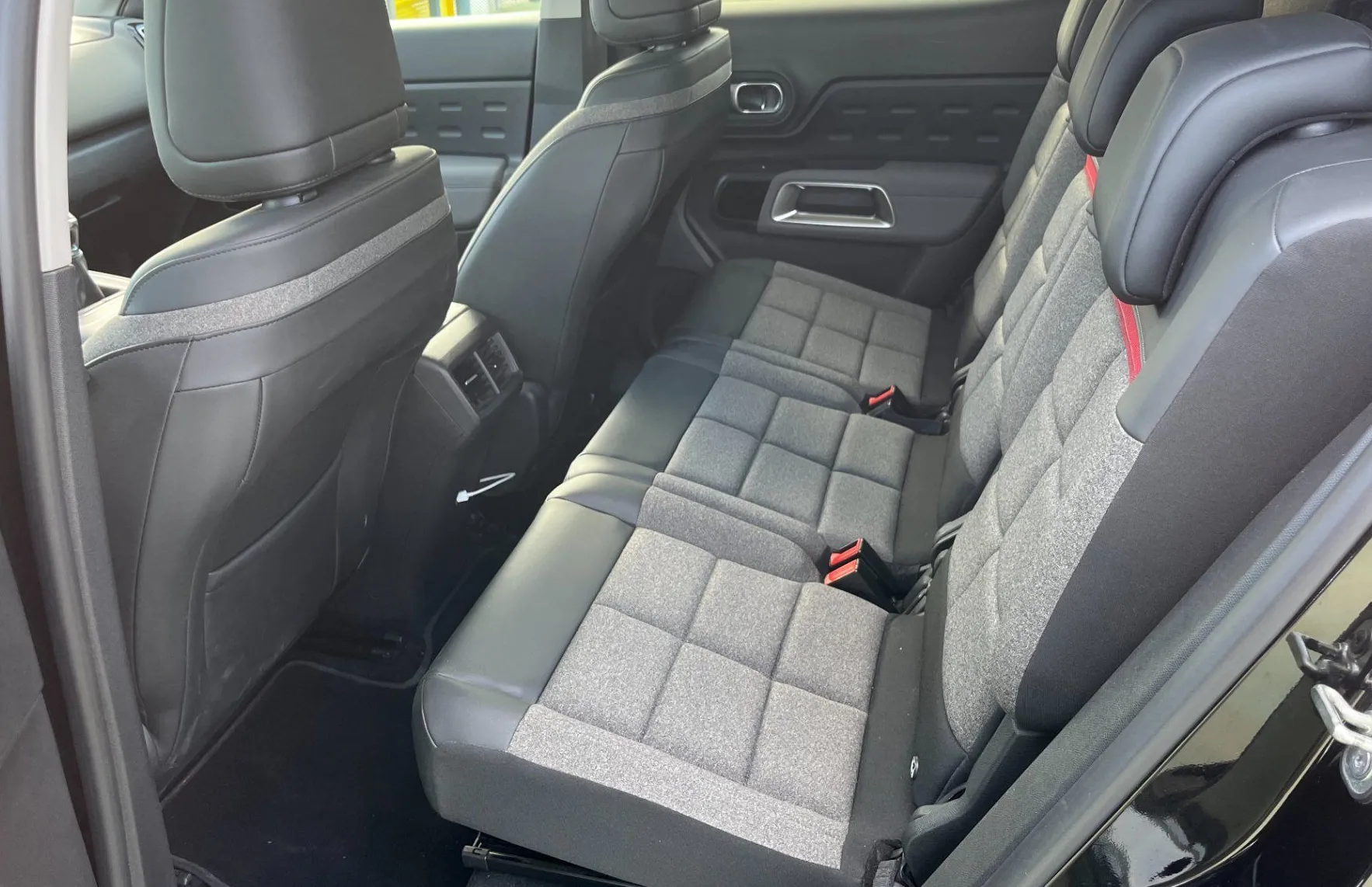 Zunanja slika - Citroën C5 Aircross - 1.2 PureTech 130 S S LED. NAVI. 2X PDC. VZR KAM. - 9