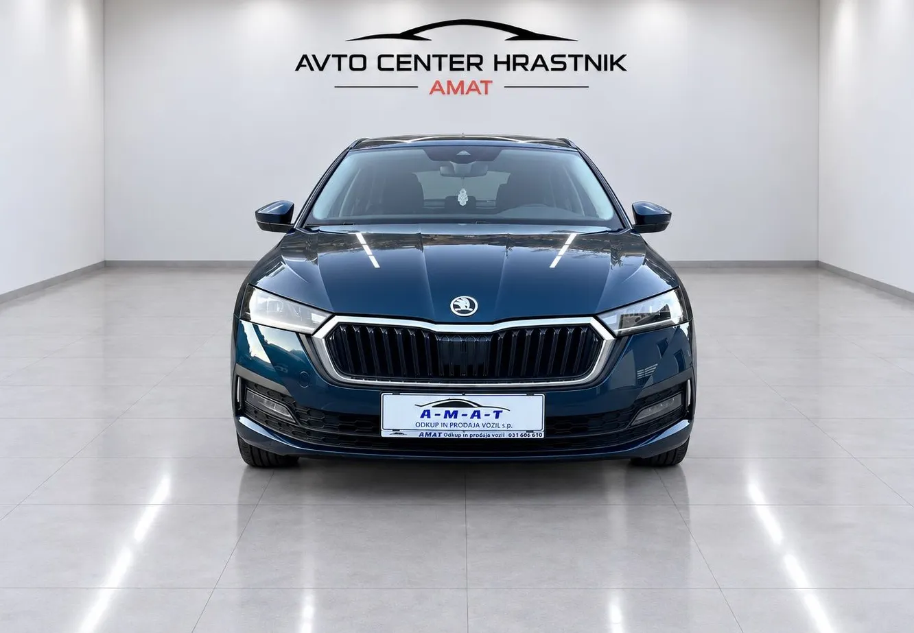 Zunanja slika - Škoda Octavia - 1.0 TSI od 1 lastnika garancija slovensko poreklo - 3