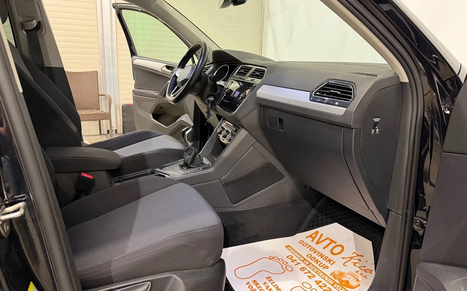 Notranja slika - VW Tiguan - 2.0 TDI-FULL LED-ACC-TEMPOMAT-NAV1GACIJA-PDC - 11