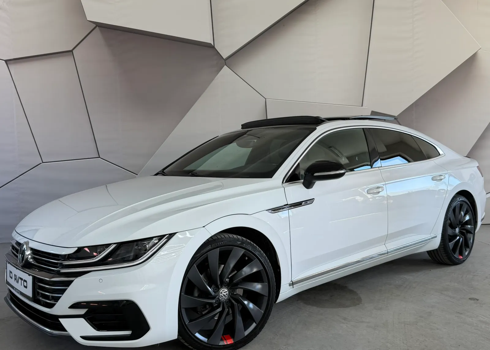 Zunanja slika - Volkswagen Arteon - 2,0 TDI BMT R-Line DSG - 2