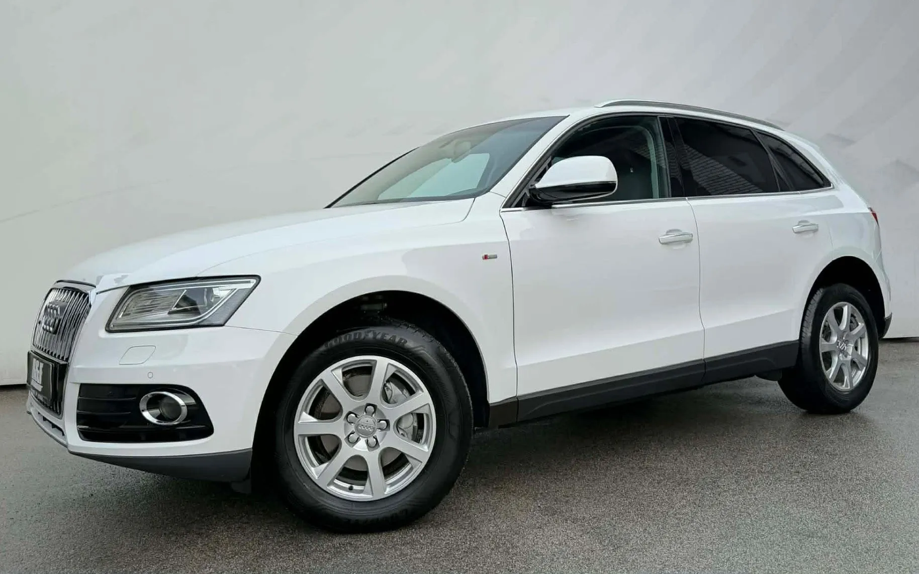 Zunanja slika - Audi Q5 - 2.0 TDI-XENON+LED-LIZING ZA TUJCE-ODLIČEN - 1