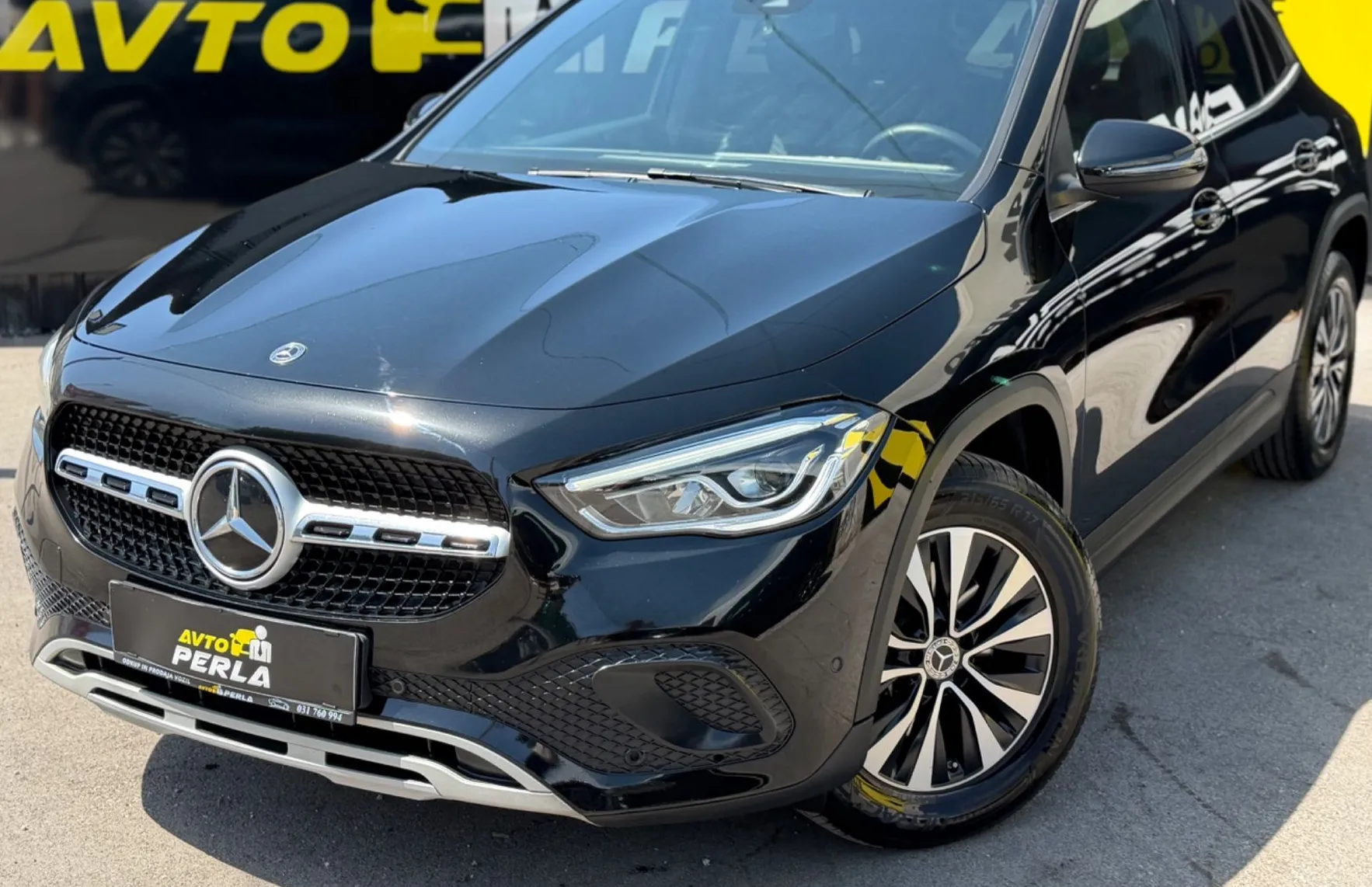 Zunanja slika - Mercedes-Benz GLA-Razred - GLA 200 d Avt.-CAMERA-NAVI-HIGH LED-ALU- - 1