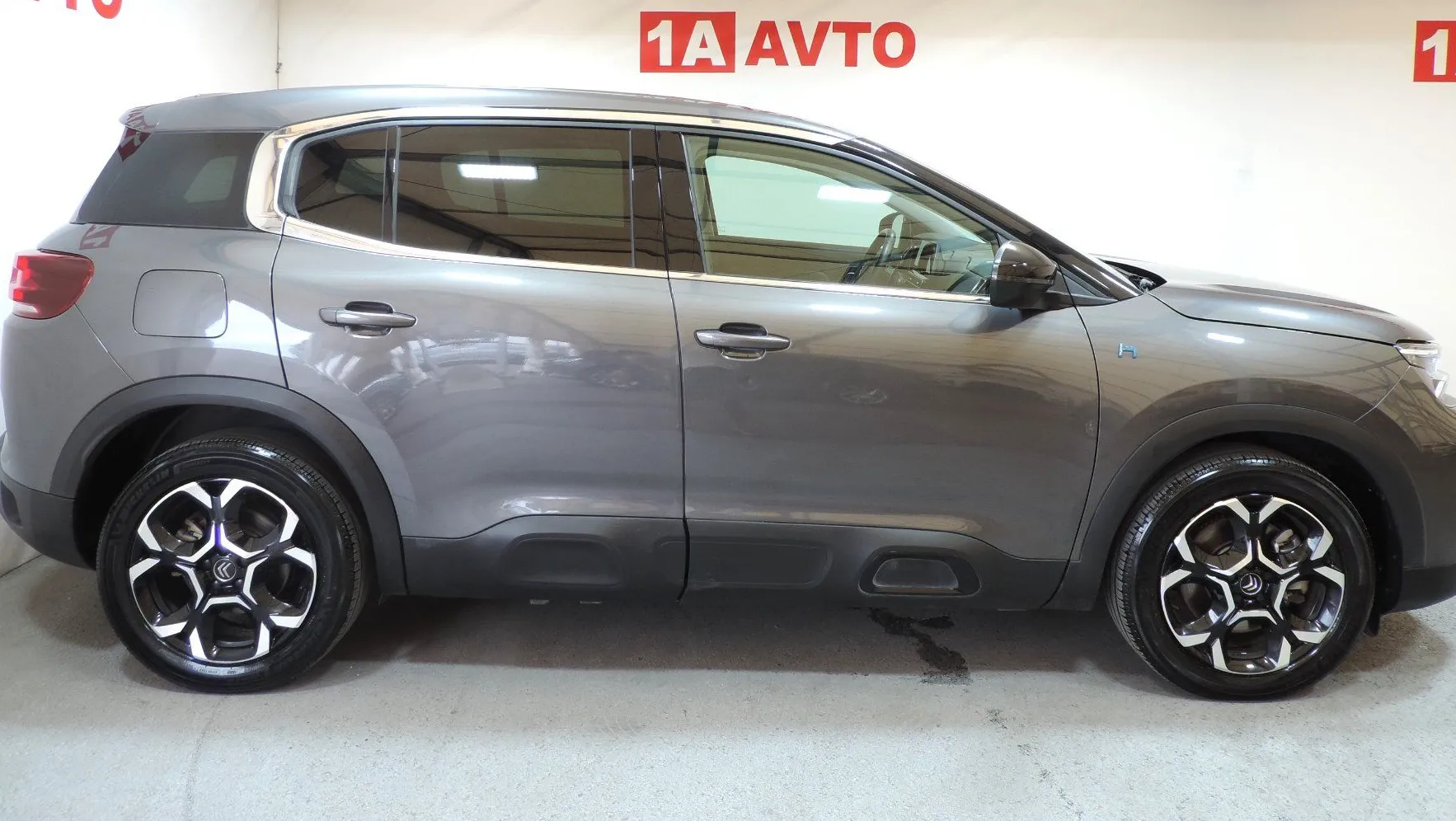 Zunanja slika - Citroën C5 Aircross - Hybrid 225 Avt. LED-KAMERA-KEYLESS - 4