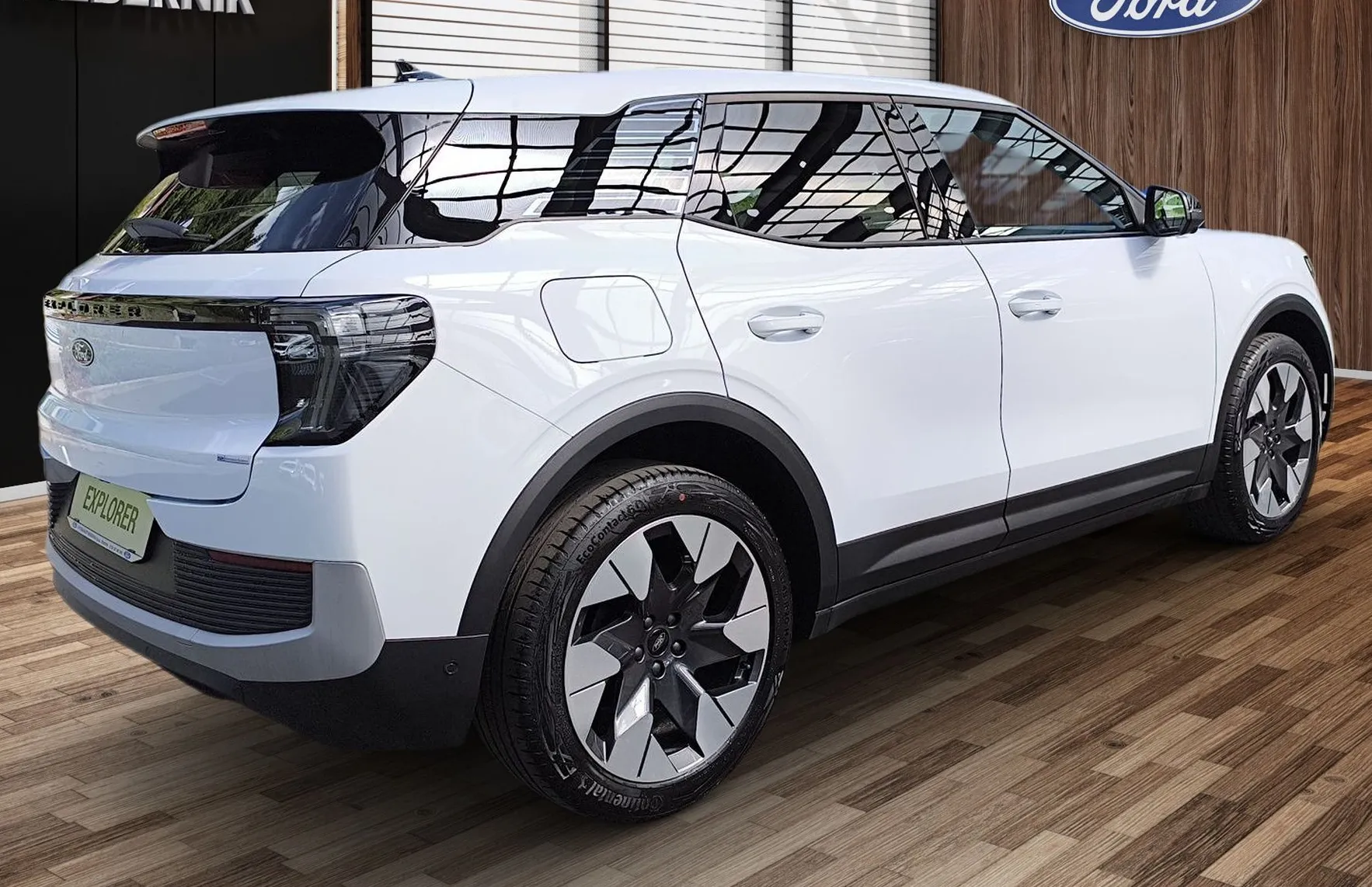 Zunanja slika - Ford Explorer - EV PREMIUM dv.elektr.79kWh 250 kW at AWD - 4