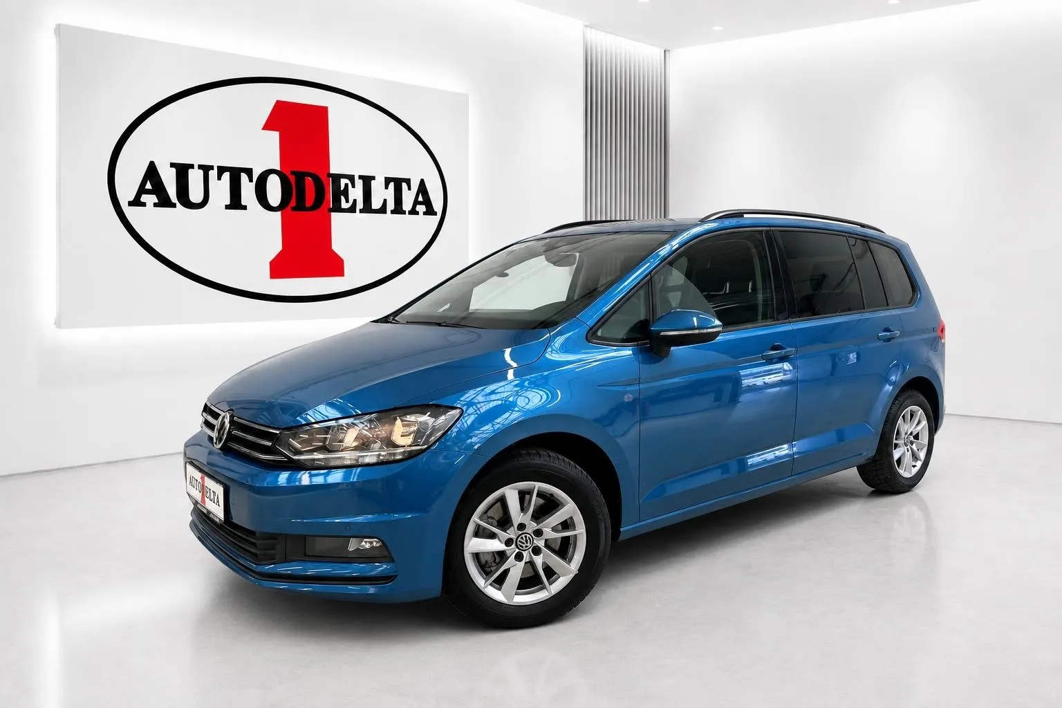 Zunanja slika - Volkswagen Touran - 1.6 TDI BMT Comfortline DSG - 1
