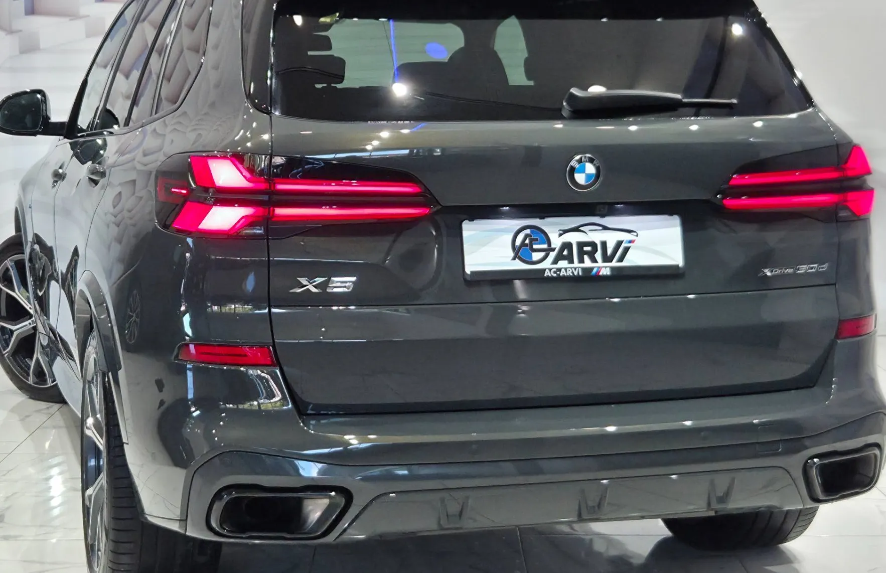 Zunanja slika - BMW X5 - serija : xDrive30d Avt-M.SPORT PRO-ZRAČ-RADAR-PANO - 6