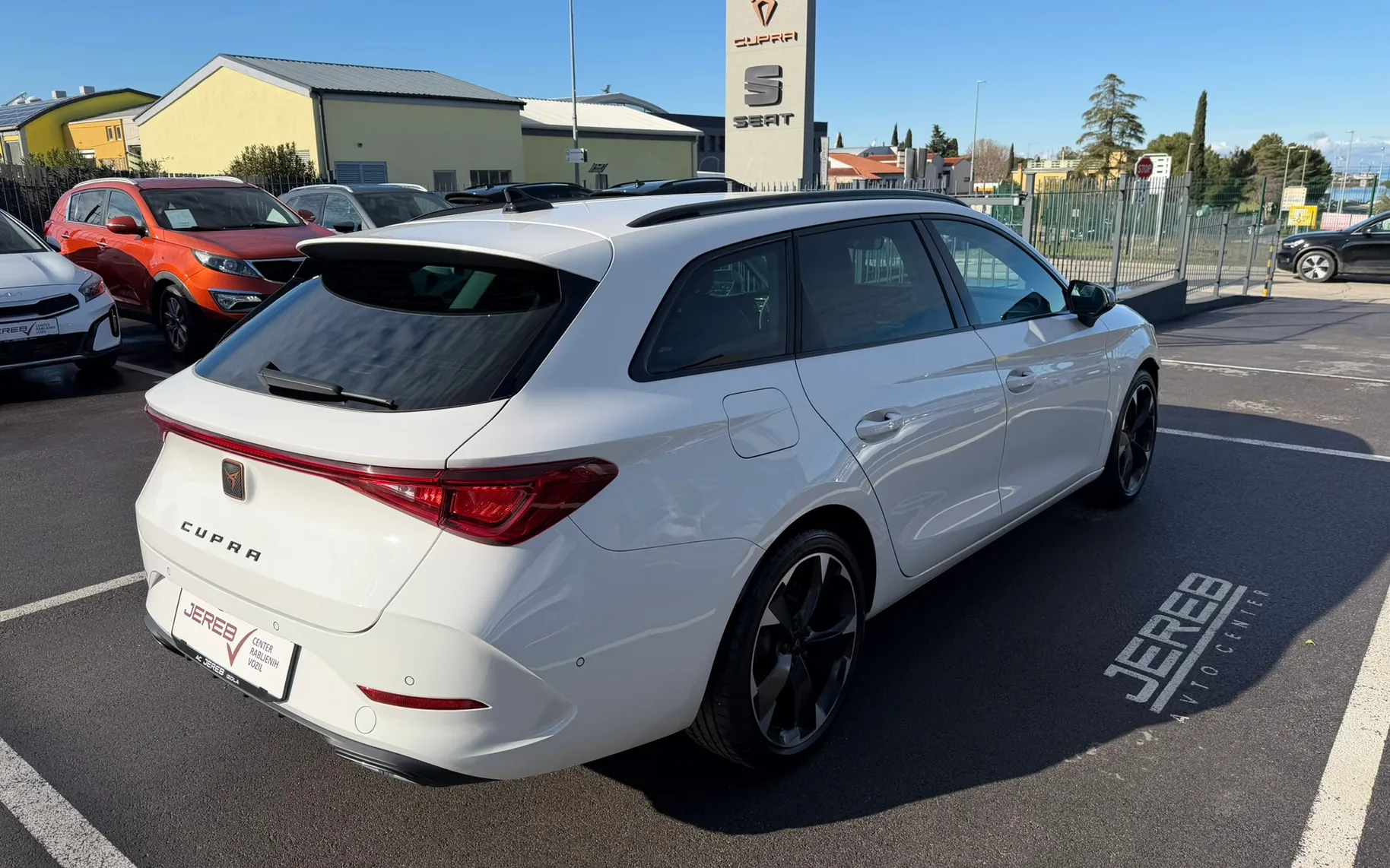 Zunanja slika - Cupra Leon - 2.0 TDI 110 kW DSG - 3