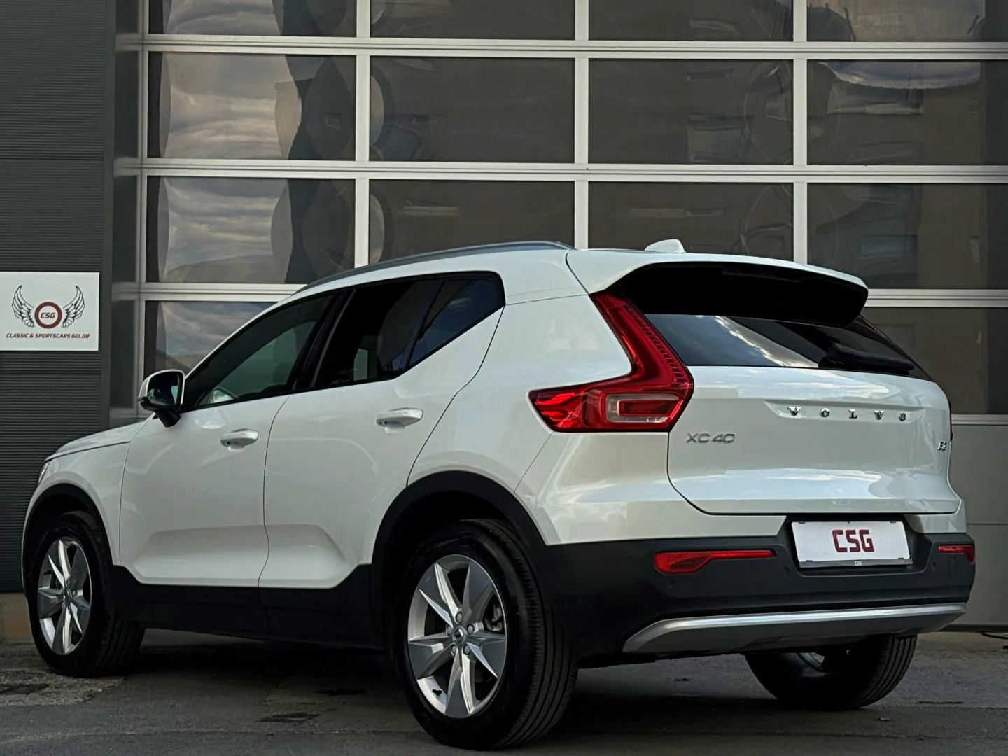 Zunanja slika - Volvo XC40 - B3P Nordic Core Avt. - 4