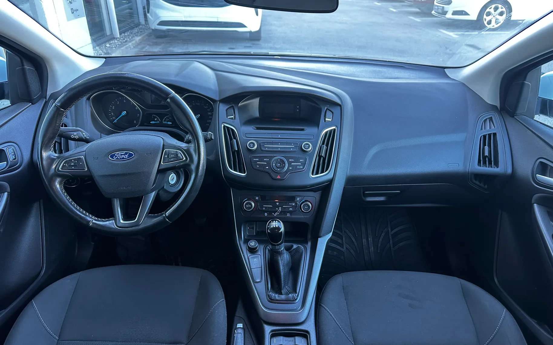 Zunanja slika - Ford Focus - 1.0 EcoBoost Trend - 9