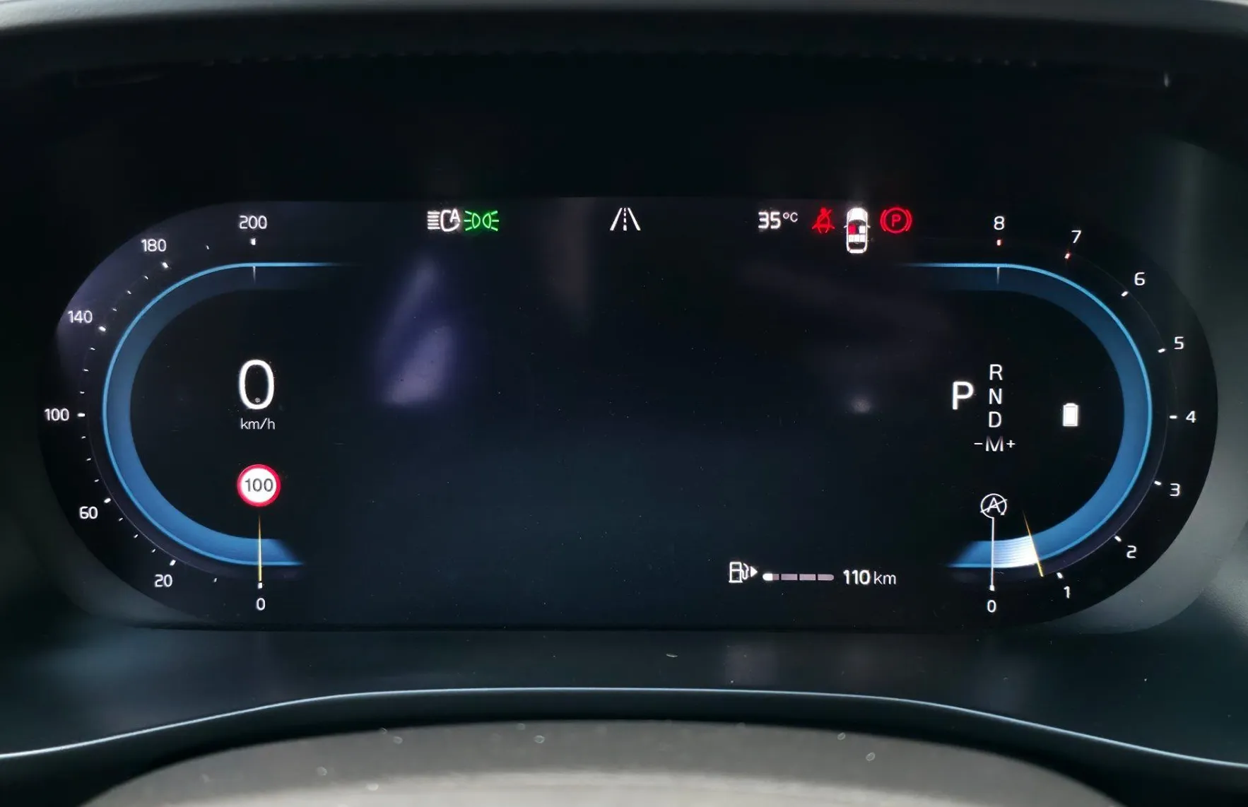 Zunanja slika - Volvo XC40 - B3P Core AT FULLED•TEMP•LANE•VIRTUAL•KEYLESS•17C• - 10