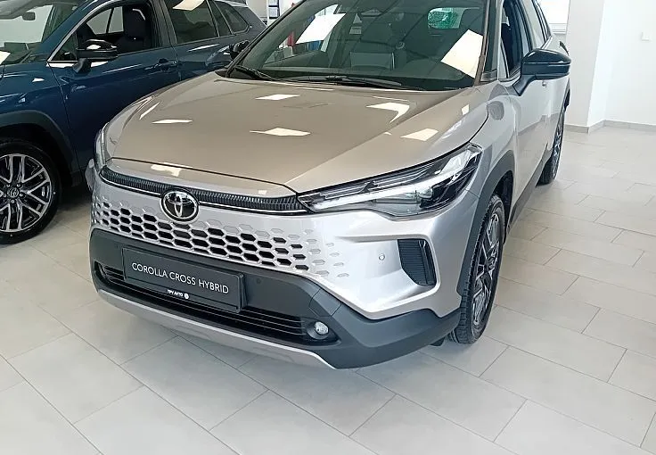 Zunanja slika - Toyota Corolla Cross - 2.0 Style hibrid  HEV  FWD BITONE - 2