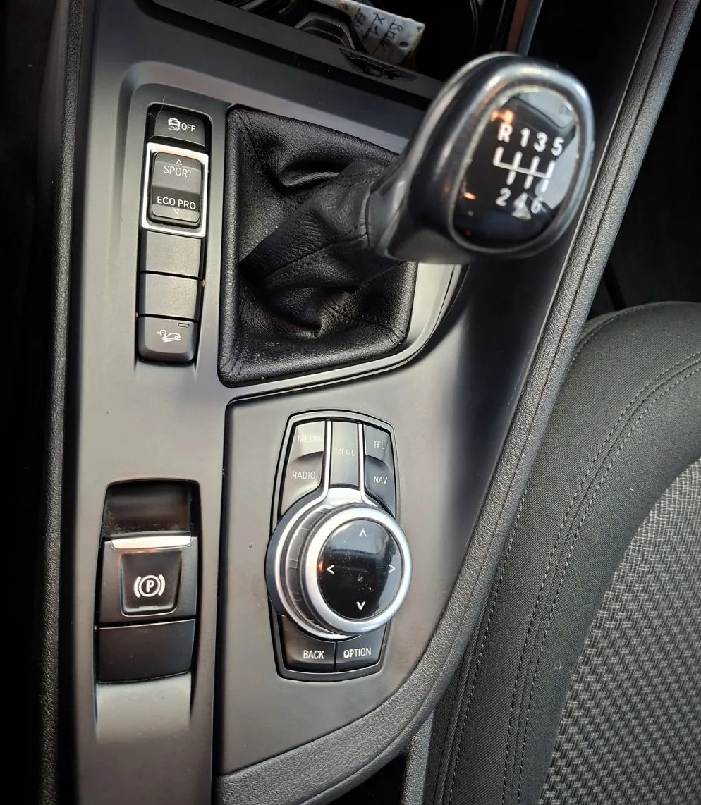 Zunanja slika - BMW X1 - serija :  xDrive18d Advantage-NAVI-ODLIČEN- - 10