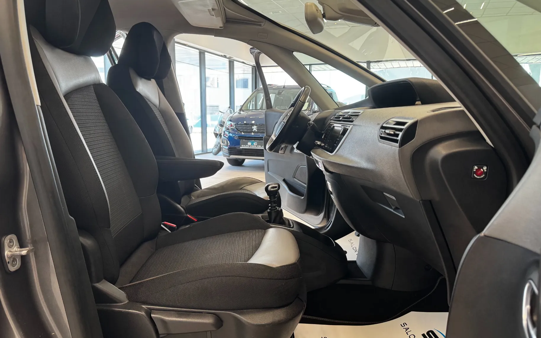 Zunanja slika - Citroën C4 - Grand Spacetourer PureTech 130 S&S Origins - 9