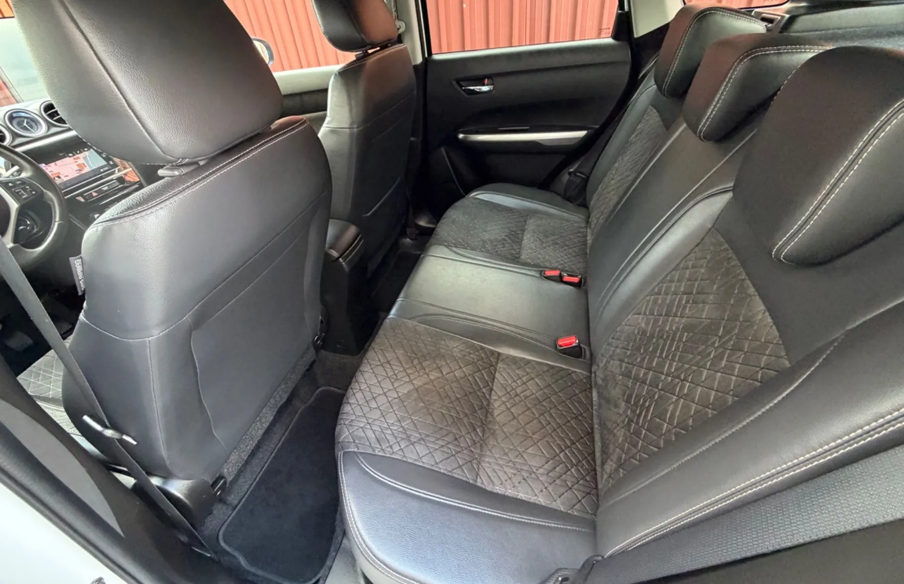 Zunanja slika - Suzuki Vitara - 1.4 AllGrip Elegance-4X4-NAVI-CAMERA-ALU-ACC- - 14