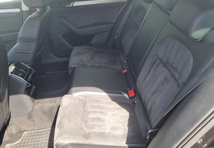 Zunanja slika - Škoda Superb - Combi 2.0 TDI Style DSG ACC.LANE ASS... - 9