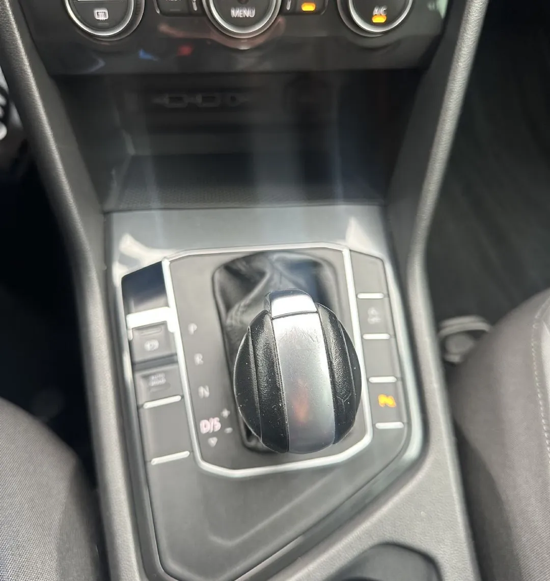 Zunanja slika - Volkswagen Tiguan - 2.0 TDI Comfort DSG.110kW.NAVI.ALU.PDC.DIZEL - 11