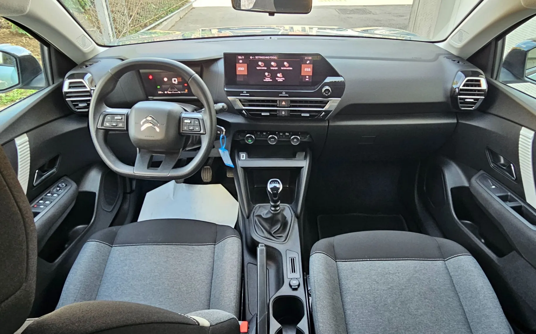 Zunanja slika - Citroën C4 - 1.2 PureTech 100 Feel - 9