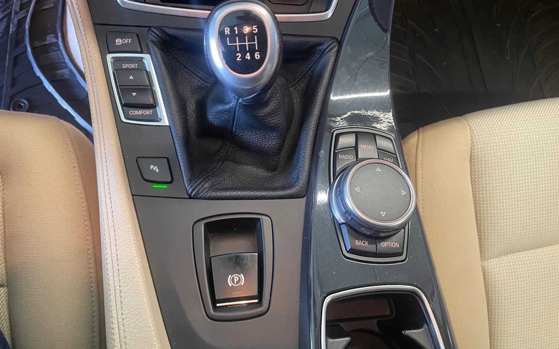 Zunanja slika - BMW Serija 5 - Touring: 520d touring XSENON.NAVI.2XPDC.PANORAMA.TEMPOMA - 18