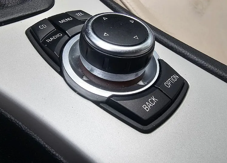 Zunanja slika - BMW Serija 3 - Touring: 318D ALU PLATIŠČA-NAVIGACIJA-PDC-USNJE - 16
