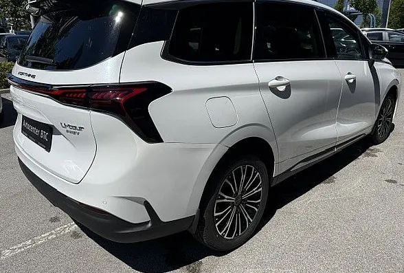 Zunanja slika - Forthing Forthing U Tour - U-Tour 1.5T PHEV MY2026 ADAS - NA ZALOGI - 4