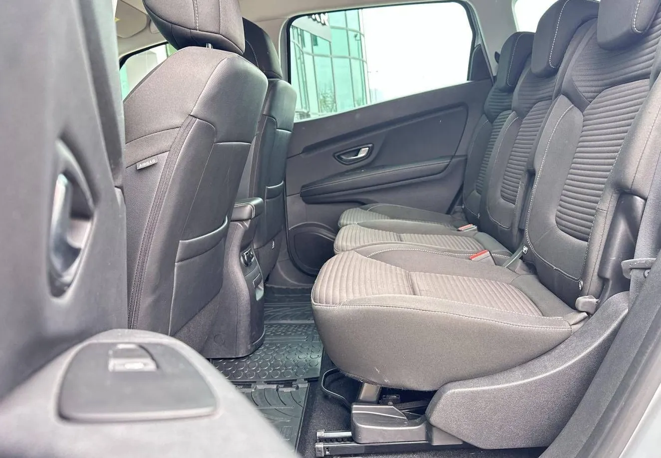 Zunanja slika - Renault Scénic - Grand Scenic Grand  TCe 140 Techno LED-KAMERA-MRTVI.KOT - 12