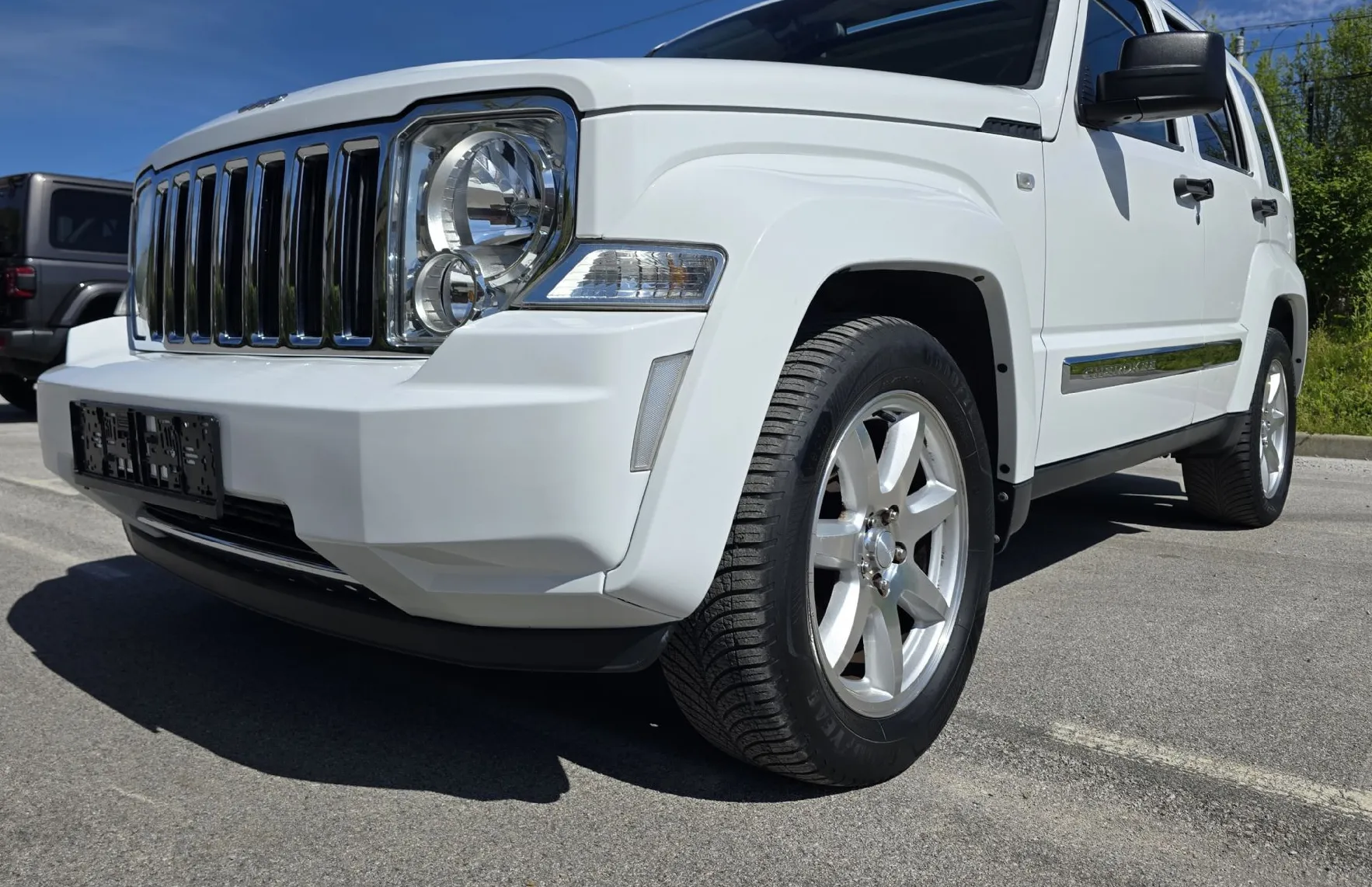 Zunanja slika - Jeep Cherokee - 2.8 Crd Limited 4X4 REDUKTOR - 8