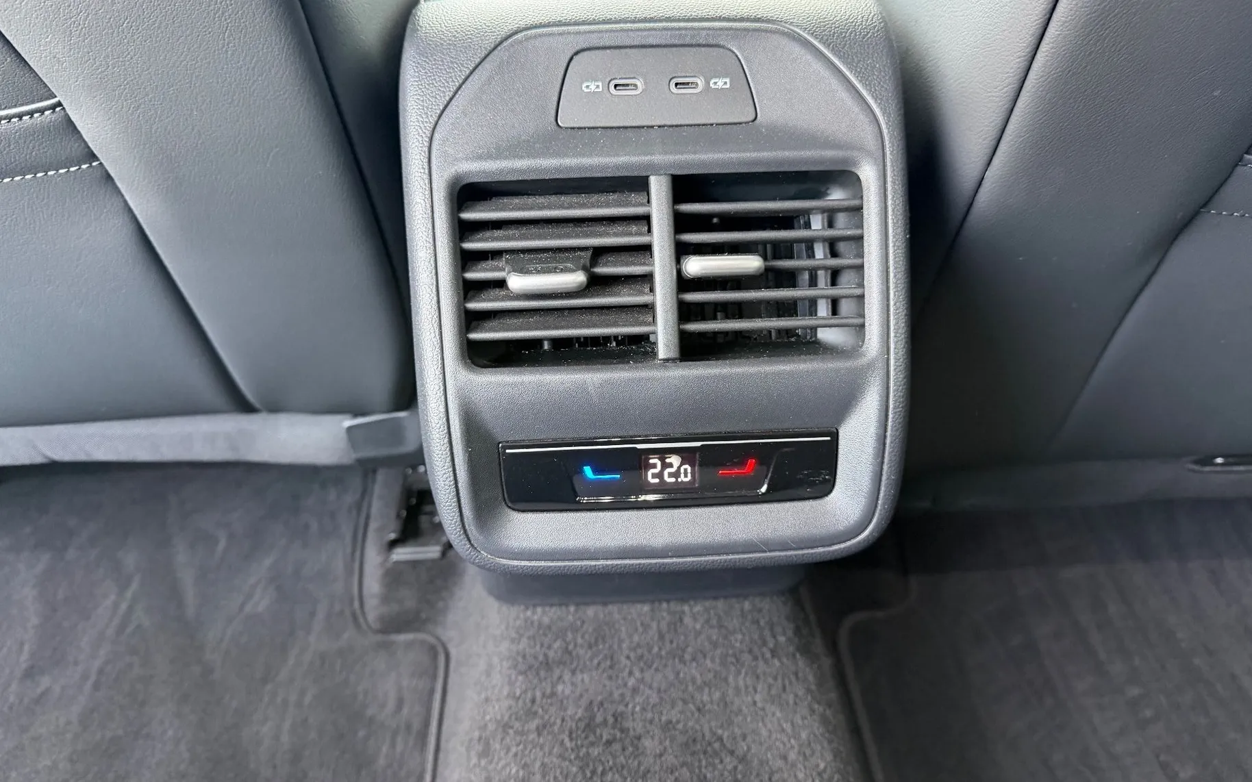 Notranja slika - Volkswagen Passat Variant - 2.0 TDI BMT Business DSG-LED-ACC-Mrtvi kot-Masaža. - 9