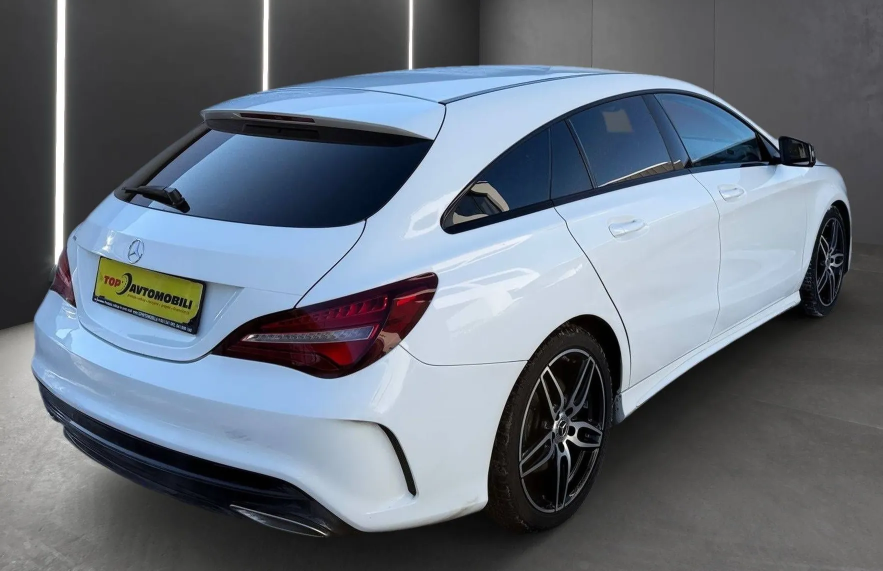 Zunanja slika - Mercedes-Benz CLA-Razred - CLA Shooting Brake 200d 4MATIC AMG LINE MULTIBEAM KAMERA TEM NAVI - 6
