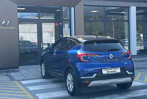 Zunanja slika - Renault Captur - E-Tech 145°°1.Lastnik°°SLO - 3
