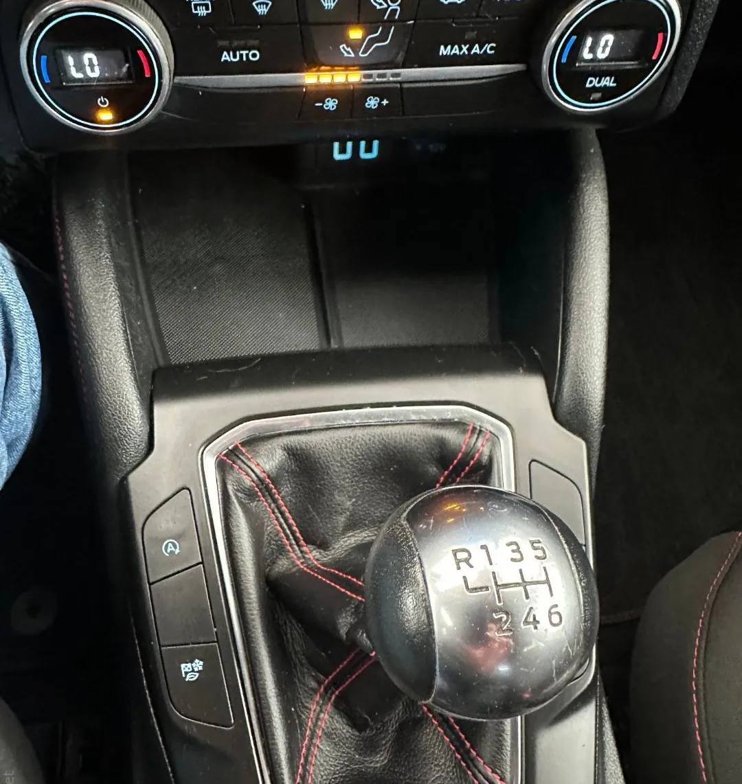 Zunanja slika - Ford Kuga - 1.5 EcoBlue ST-Line.KAMERA.NAVI.Športno podvozje - 20