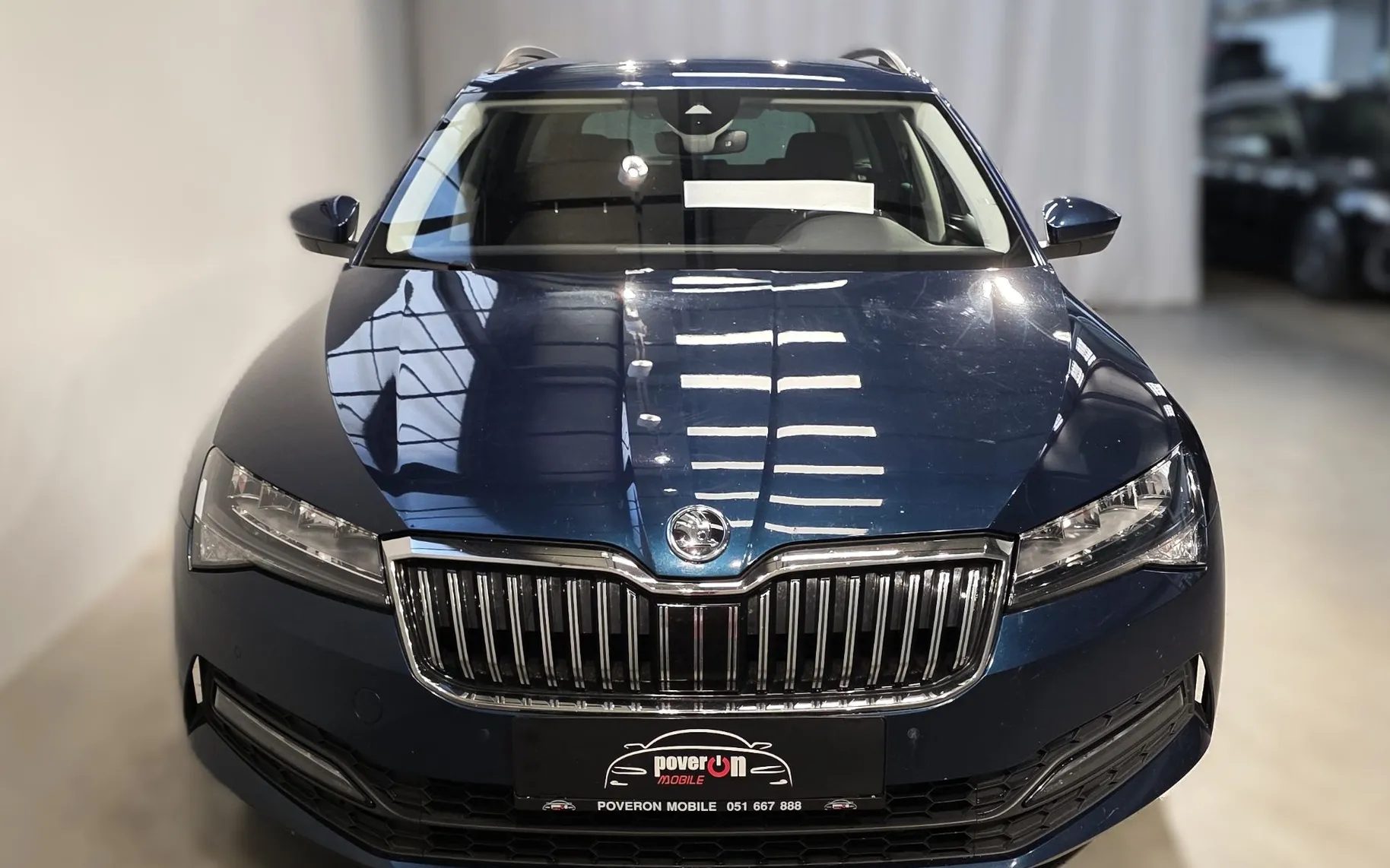 Zunanja slika - Škoda Superb - Combi 2,0 TDI Ambition DSG ACC NAVI LED KAM KLJUKA - 5
