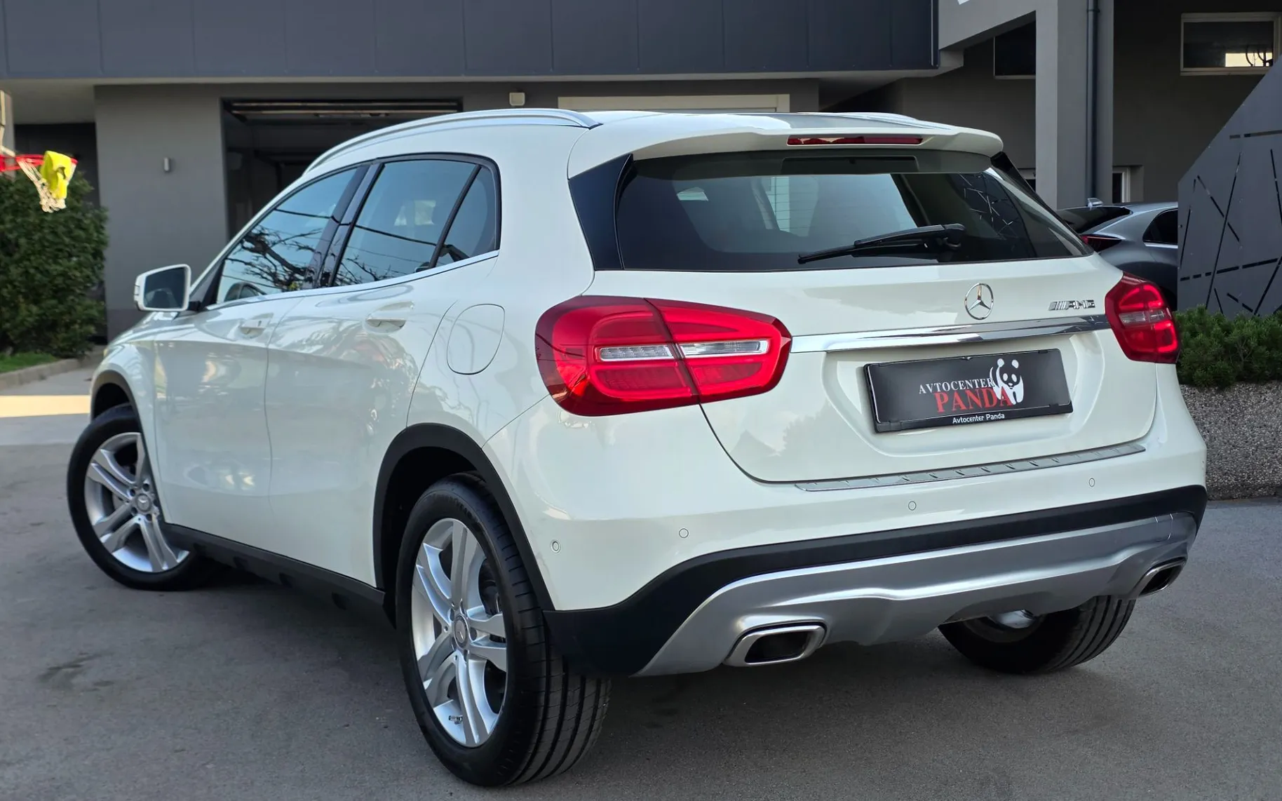 Zunanja slika - Mercedes-Benz GLA-Razred - GLA 200 d - 3