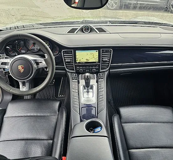 Zunanja slika - Porsche Panamera - 4.8 4S PDK GTS 430 KM - 9