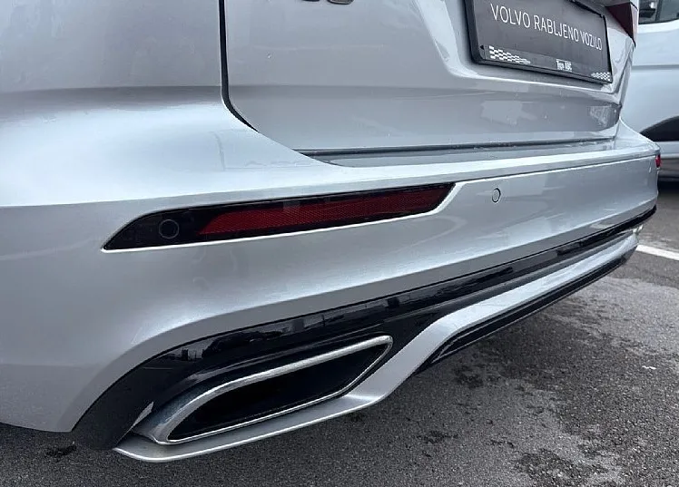 Zunanja slika - Volvo V60 - D3 A R-Design F1 ročice FULL LED Harman Bliss - 12