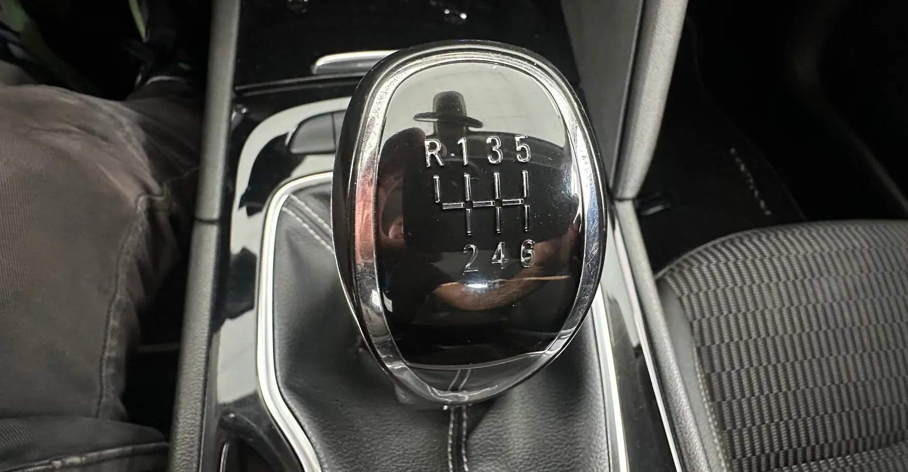 Zunanja slika - Opel Insignia - 1.6 CDTi.USNJE.NAREJEN VEL.SERVIS+MENJALNIKU - 13