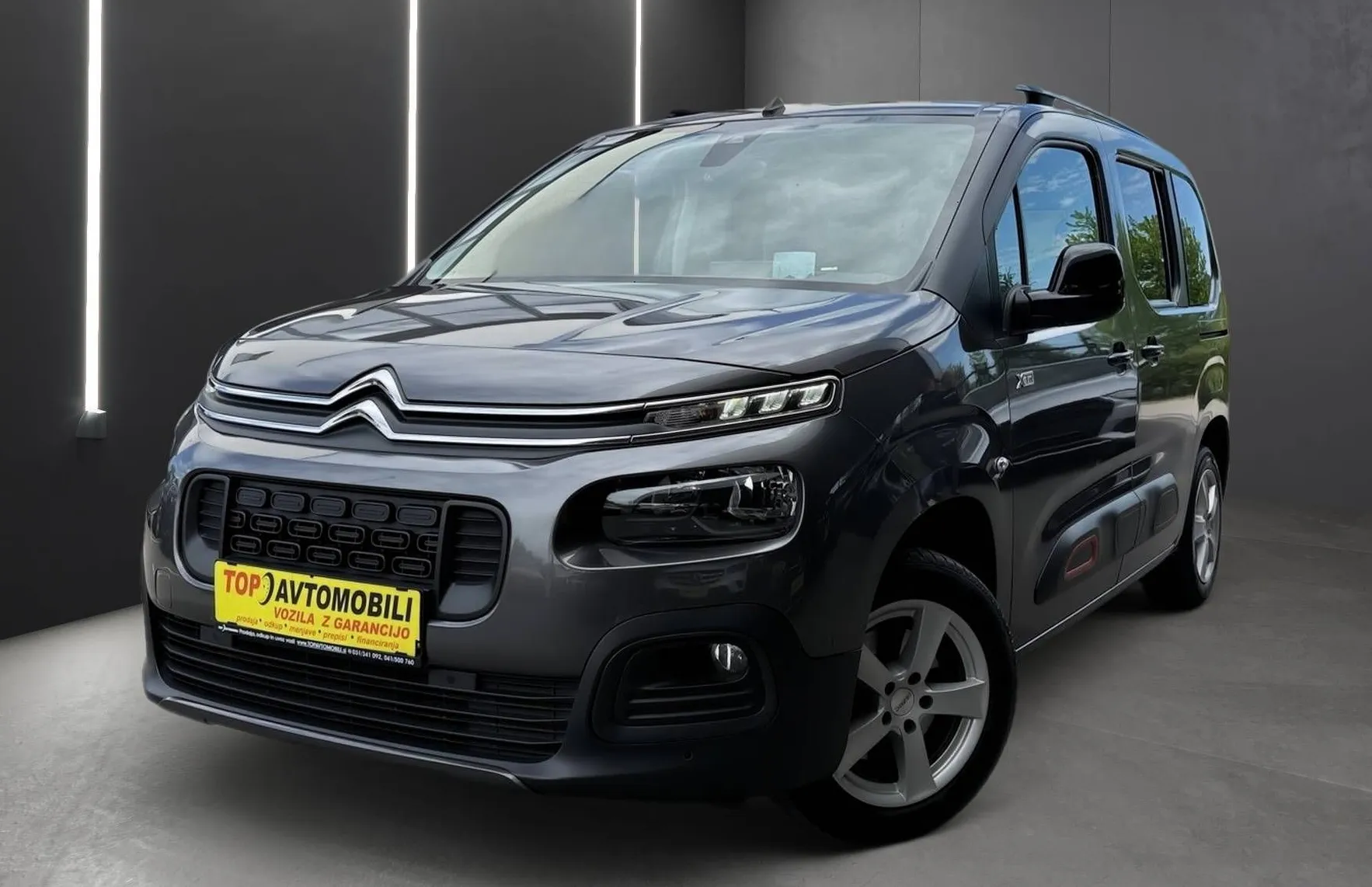 Zunanja slika - Citroën Berlingo - 1.5 HDI  AUT XTR -line  odličen - 1