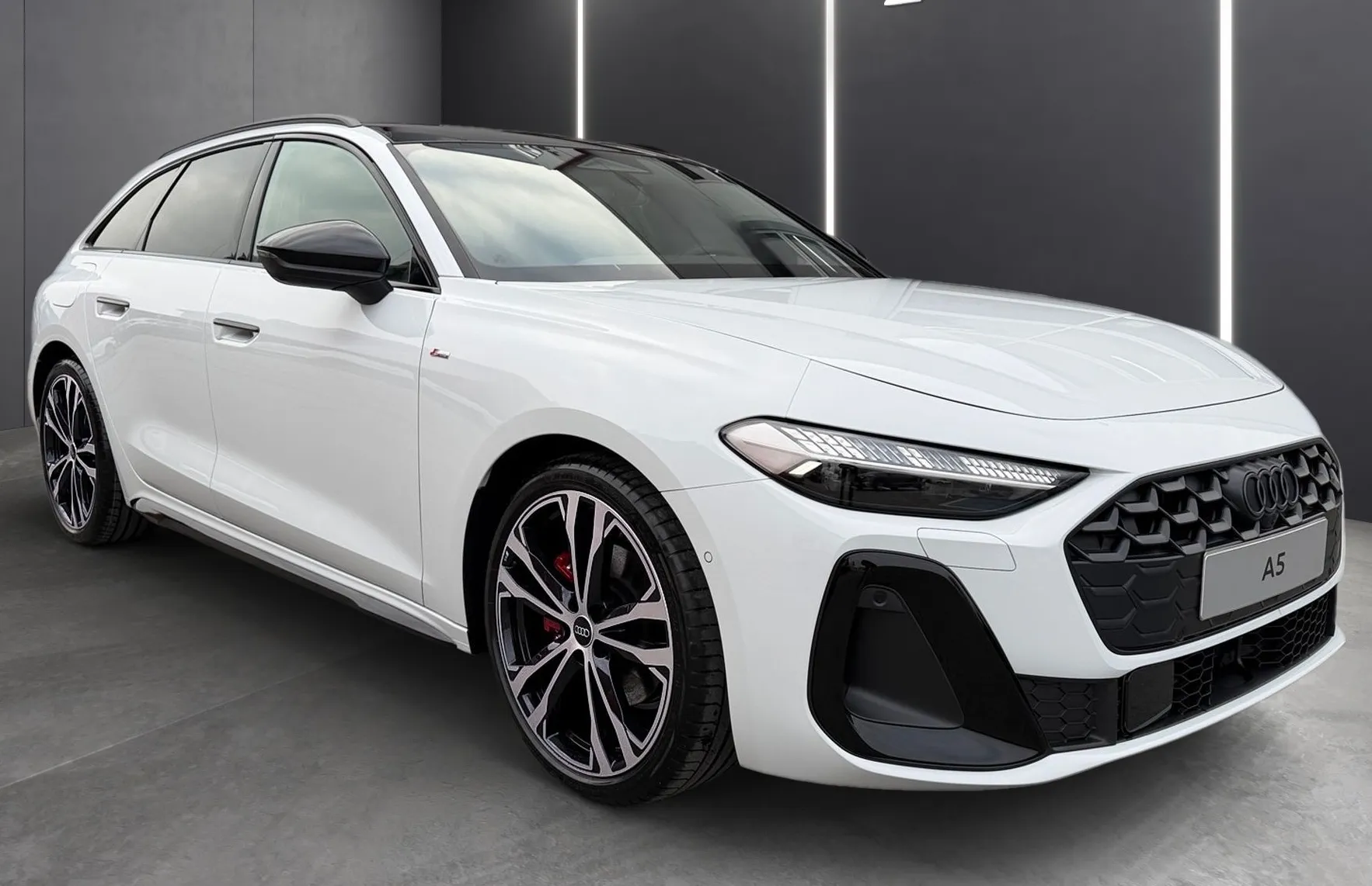 Zunanja slika - Audi A5 - Avant TFSI quattro 150kW S tronic - 2
