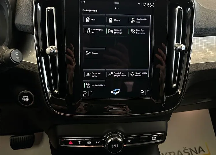 Zunanja slika - Volvo XC40 - T5 Twin Engine AUT Recharge Inscription - 12