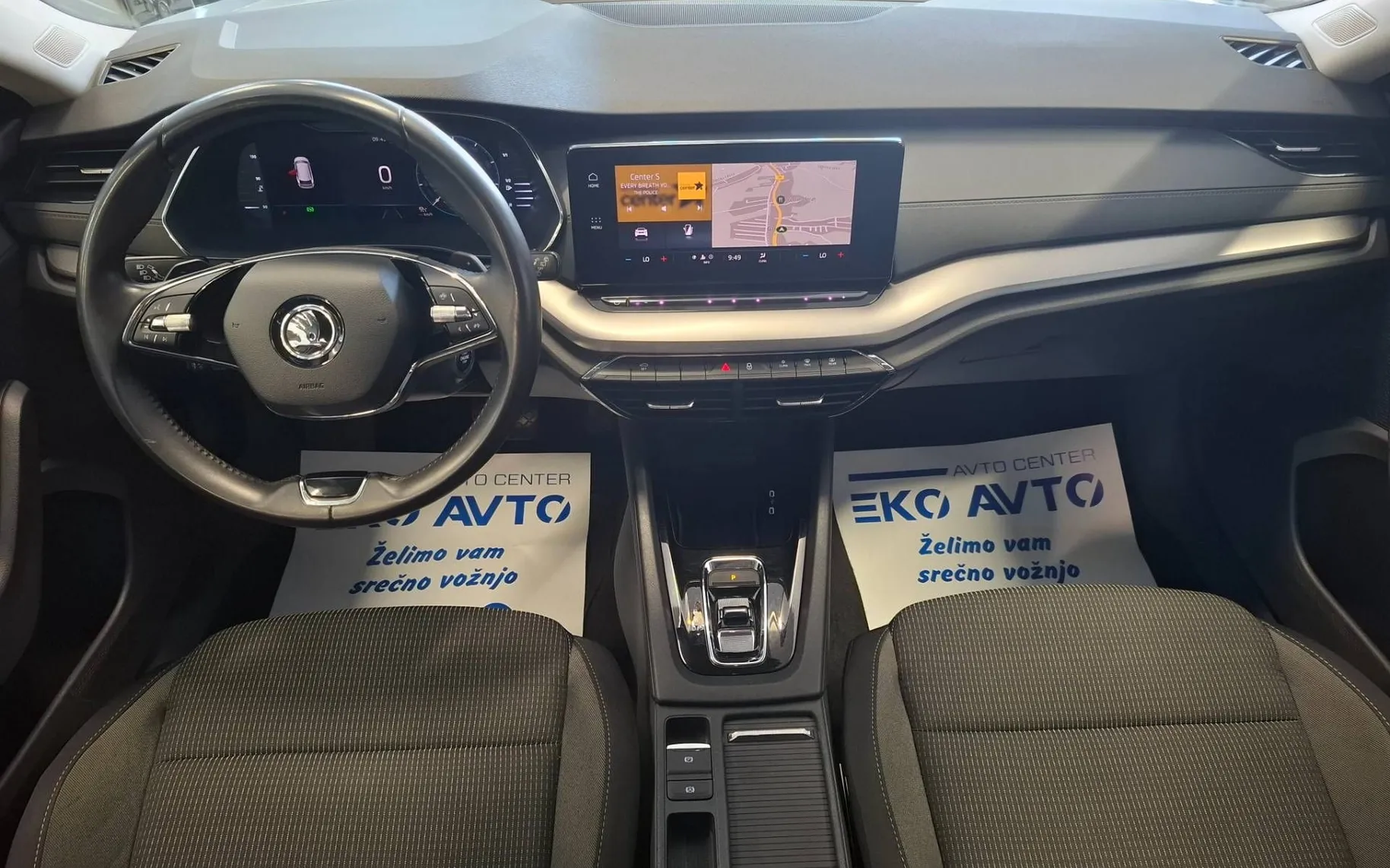 Notranja slika - Škoda Octavia - Combi 2.0 TDI DSG-VIRTUAL-FULL LED-VELIKA NAVI-ACC - 8