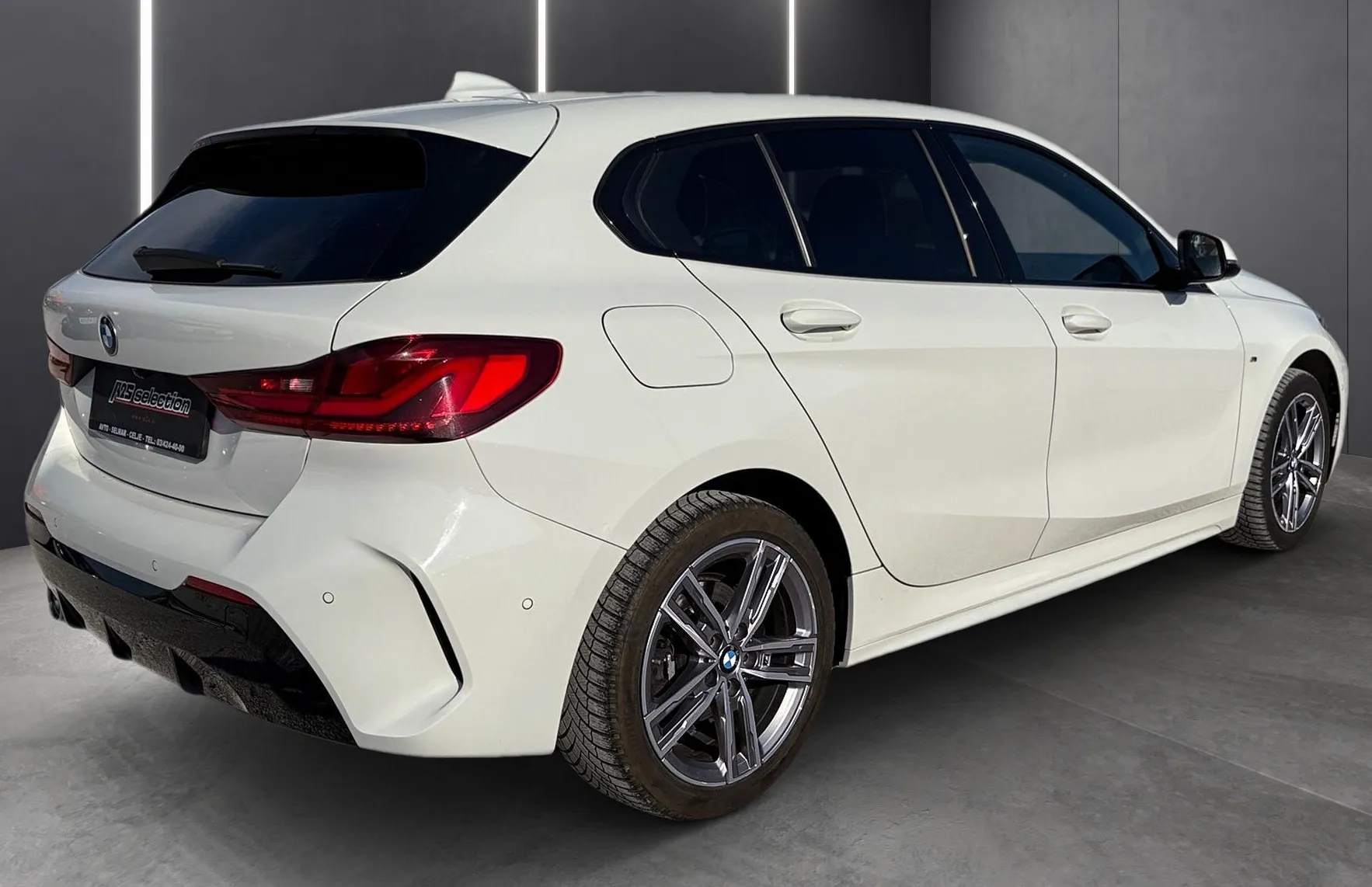 Zunanja slika - BMW Serija 1 - : 118i M Sport Aut.-SLO-LED-Kamera PDC-Navi-Carplay - 3