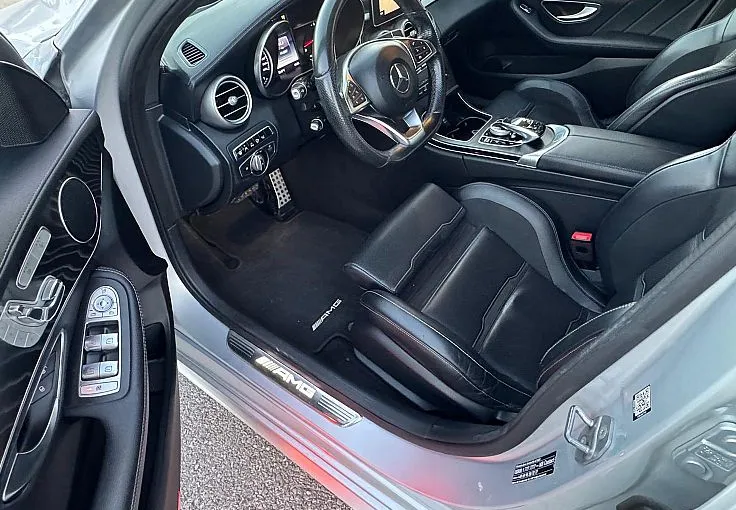 Zunanja slika - Mercedes-Benz C-Razred - C43 AMG 367ks °PANORAMA° °KAMERA° °19-COL° - 7