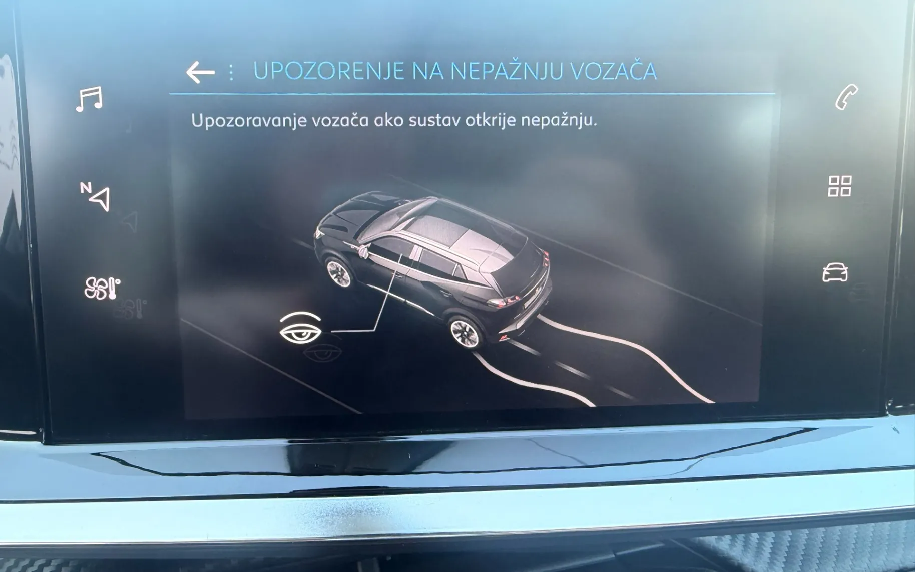 Zunanja slika - Peugeot 2008 - 1,5 BlueHDI 110 S&S - 17