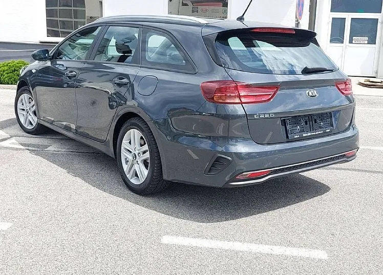 Zunanja slika - KIA Ceed - SW 1.6 CRDi 85kW M T ISG LX Edition - 3