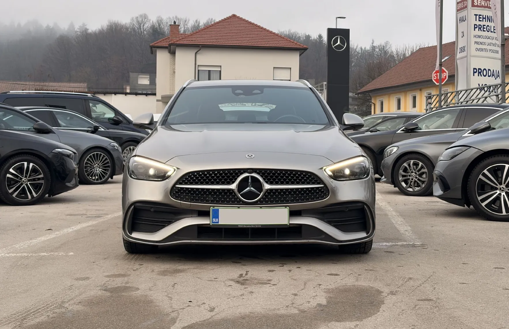 Zunanja slika - Mercedes-Benz C-Razred - C 220d T AMG Line Avt. - 2