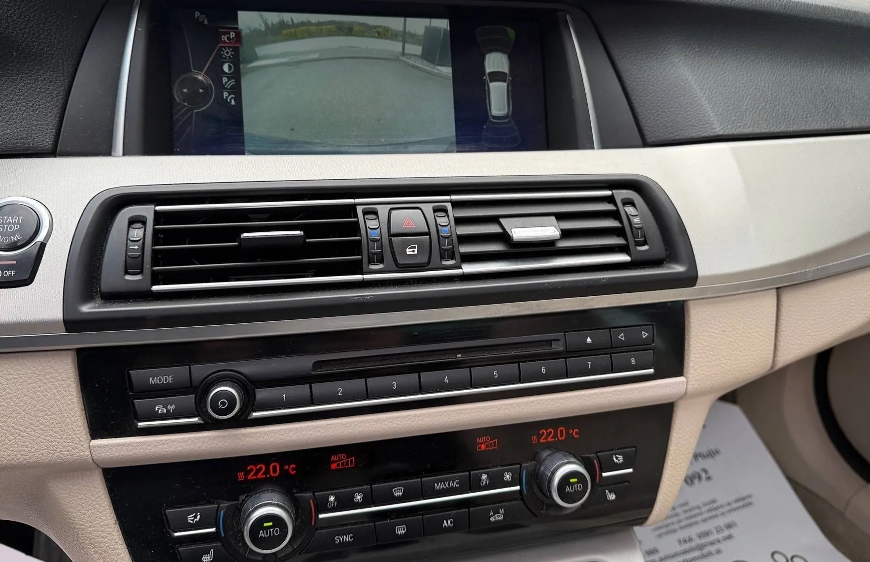 Zunanja slika - BMW Serija 5 - Touring: 525d xDrive BI-XENON ACC NAVI PDC PANO KAM TOP - 16