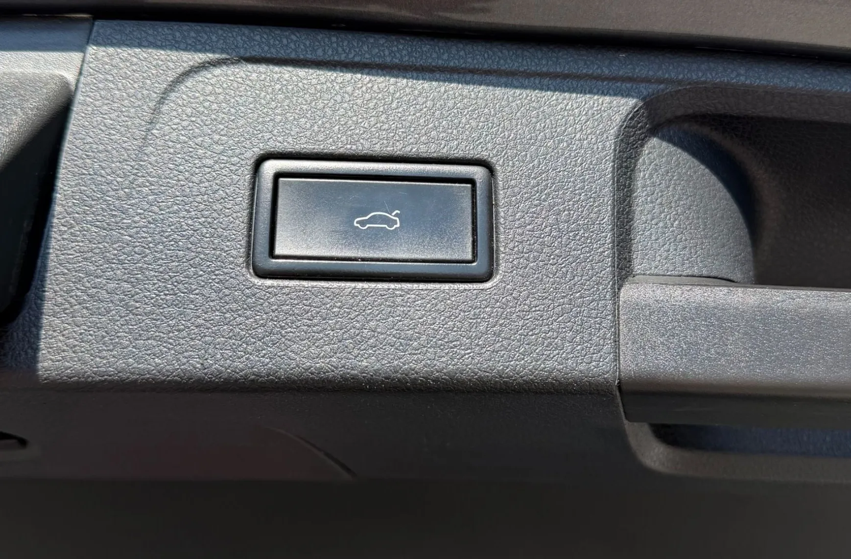 Zunanja slika - Volkswagen Passat - Variant 2.0 TDI DSG FULL LED ACC NAVI PANO PRIKLOP ALU18 - 20