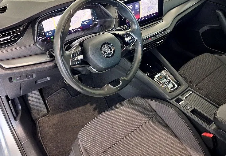 Zunanja slika - Škoda Octavia - Combi 2.0 TDI Business DSG - 5