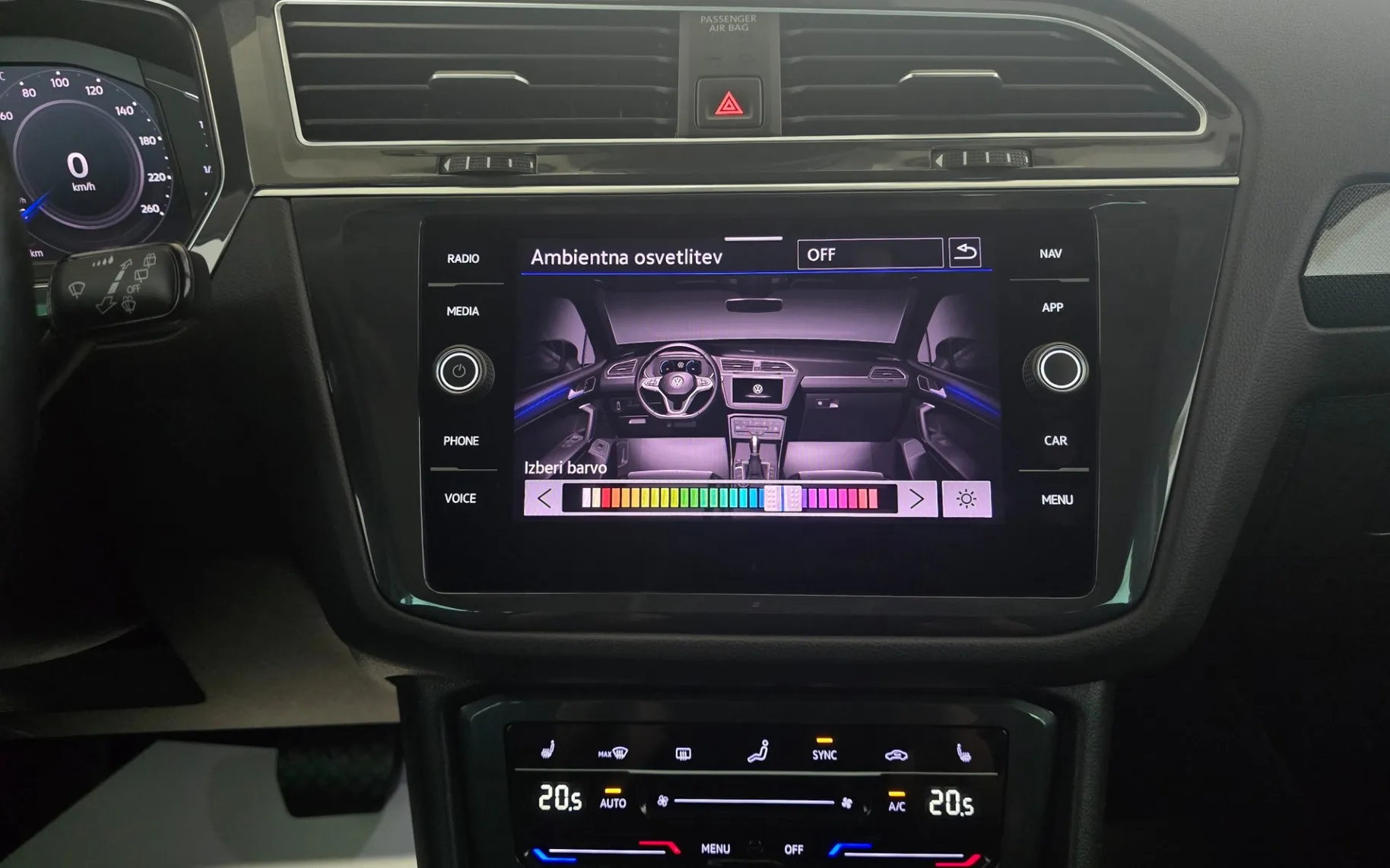 Zunanja slika - VW Tiguan - Elegance 2.0 TDI SCR DSG - 19